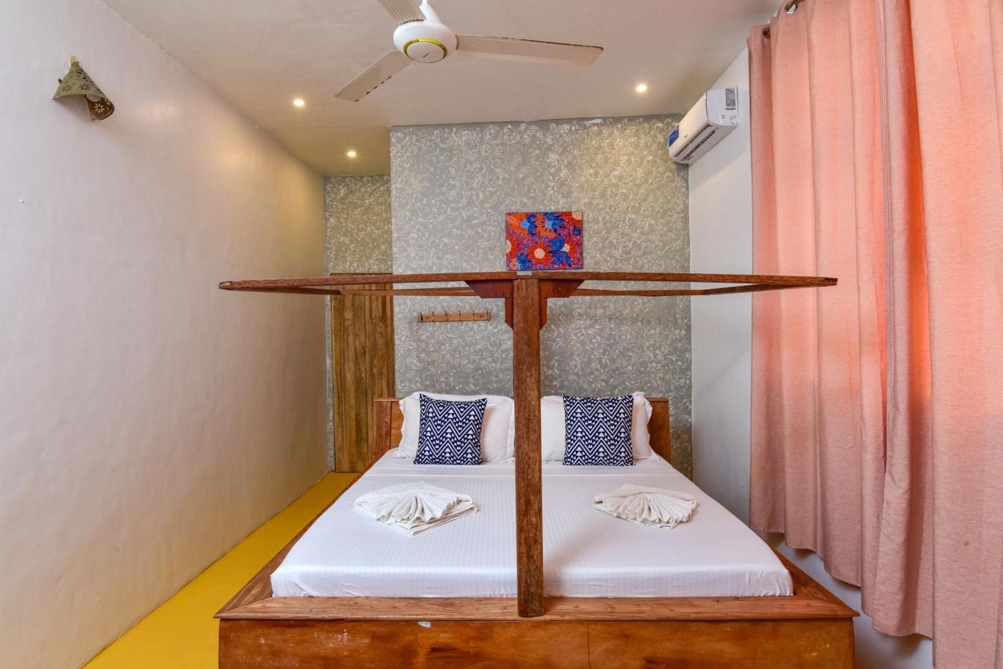 Bed and Breakfast Barabara House Джамбиани Экстерьер фото